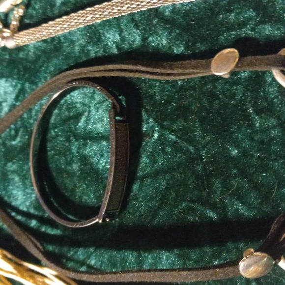 E-22 jewelry lot - Picture 6 of 7